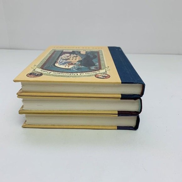 A Series of Unfortunate Events Lot Of 3 Books Hardback Series 1 2 and 4 - Picture 7 of 7